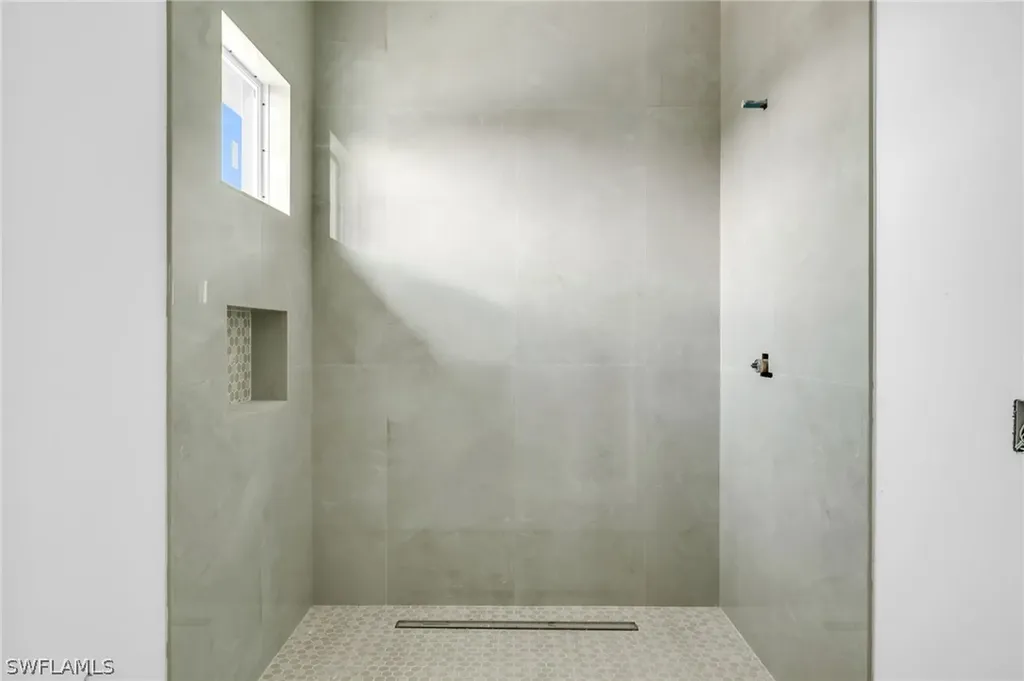 2649 Riverview Drive Naples FL 34112