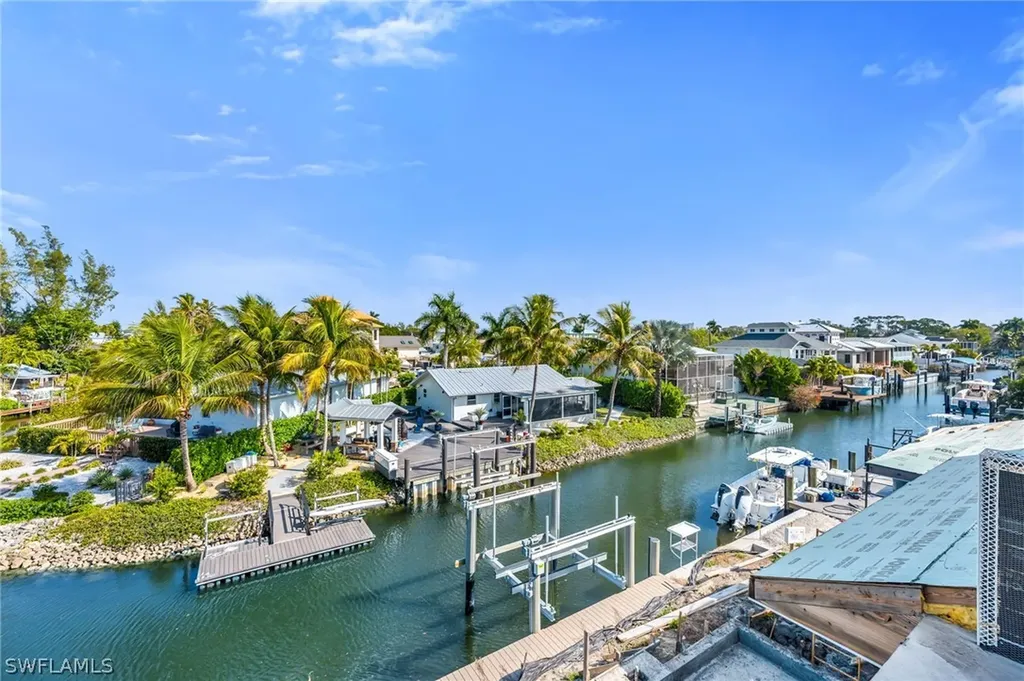 2649 Riverview Drive Naples FL 34112