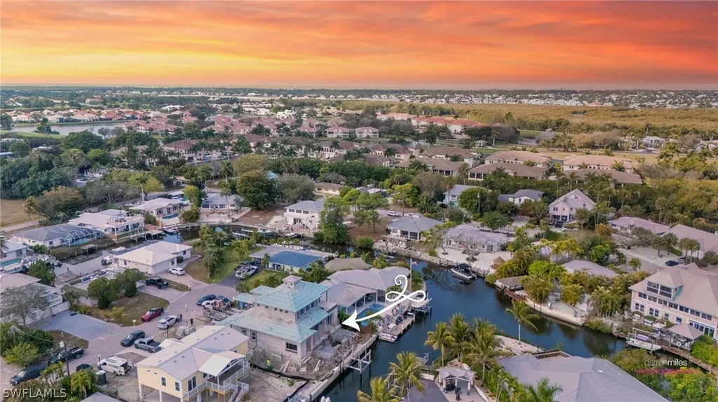 2649 Riverview Drive Naples FL 34112