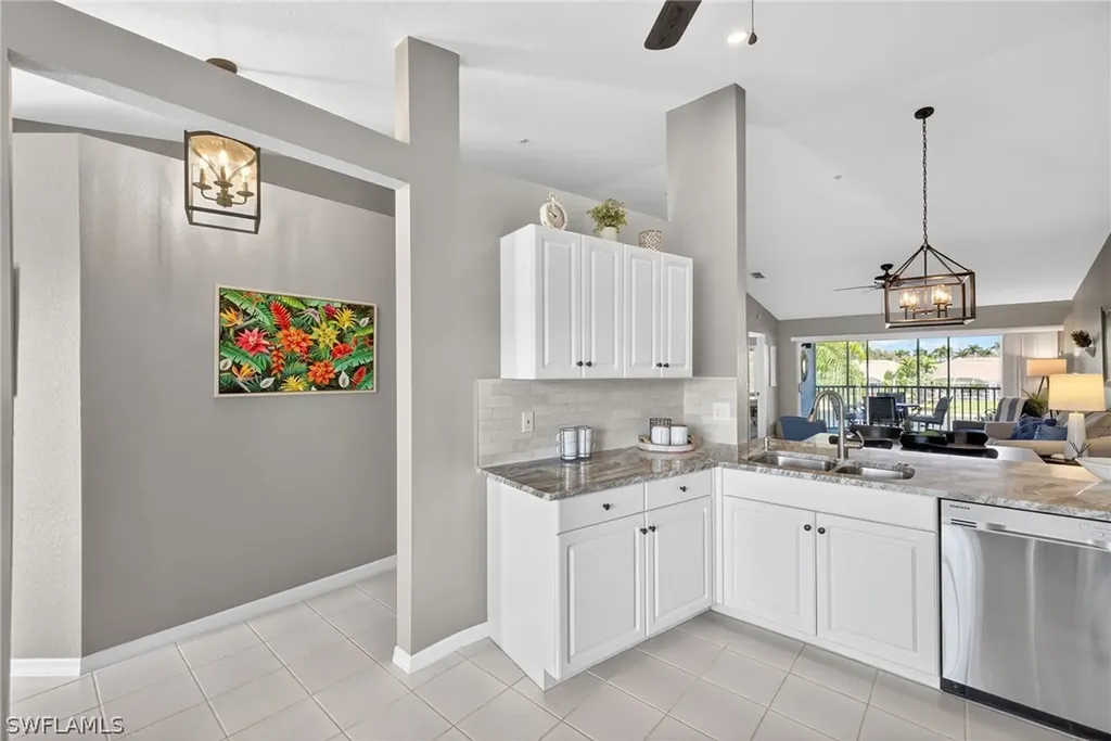 9009 Michael Circle Naples FL 34113