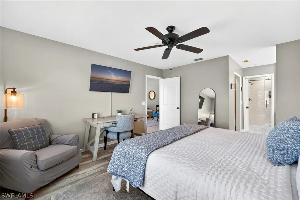 9009 Michael Circle Naples FL 34113