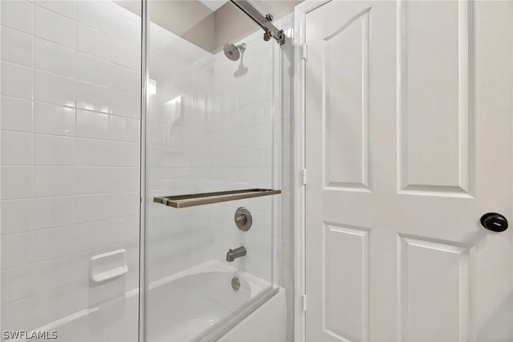 9009 Michael Circle Naples FL 34113