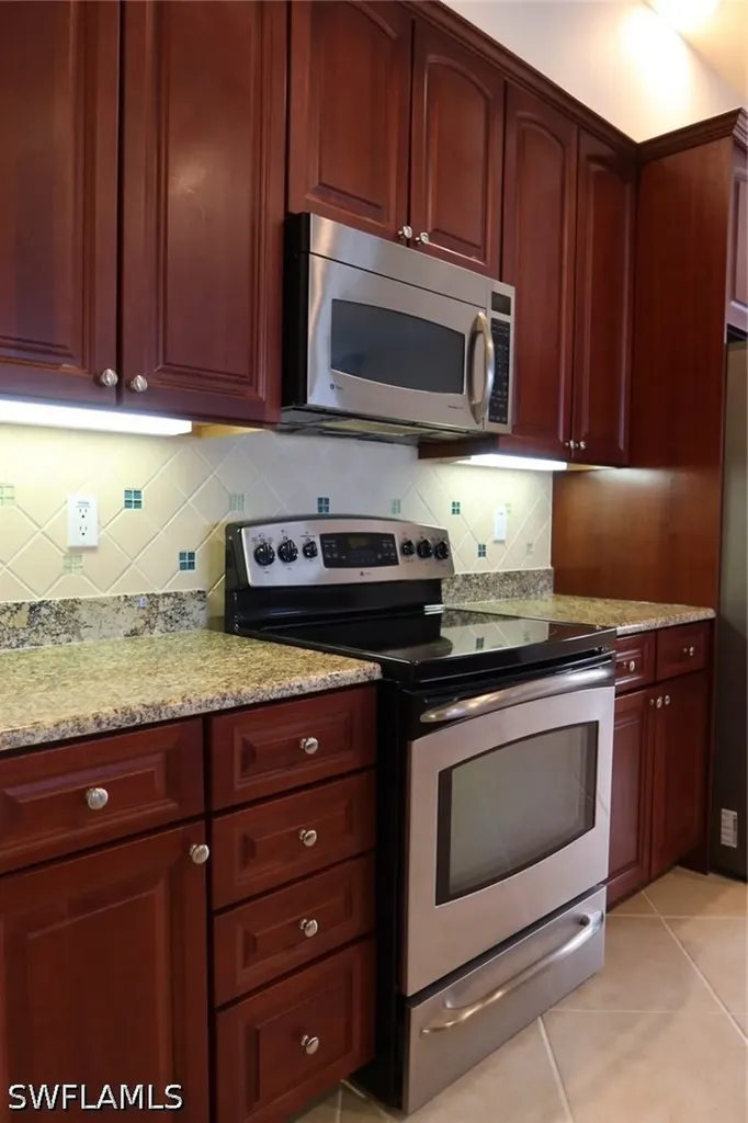 7168 Lemuria Circle Naples FL 34109