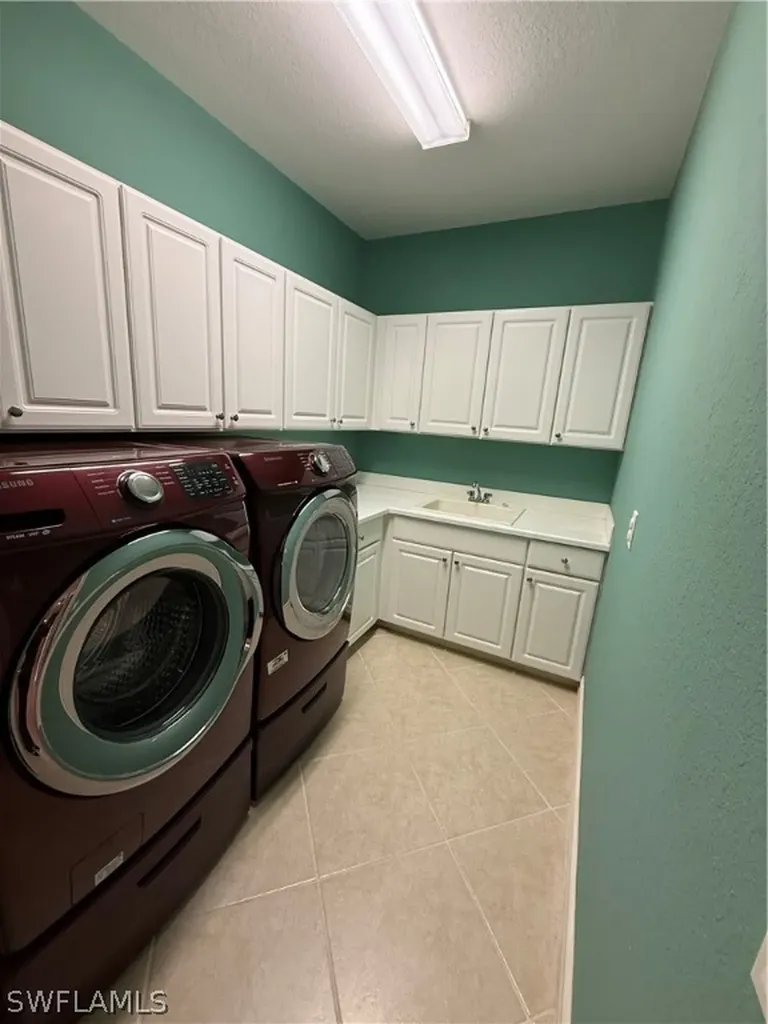 7168 Lemuria Circle Naples FL 34109