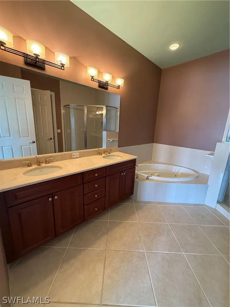 7168 Lemuria Circle Naples FL 34109