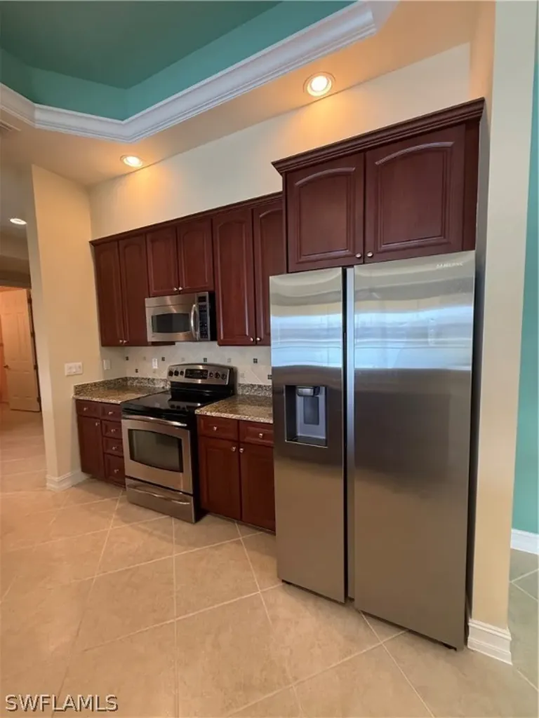 7168 Lemuria Circle Naples FL 34109