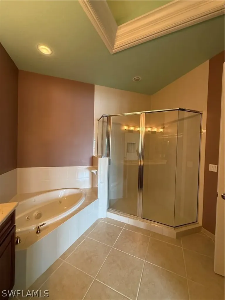 7168 Lemuria Circle Naples FL 34109