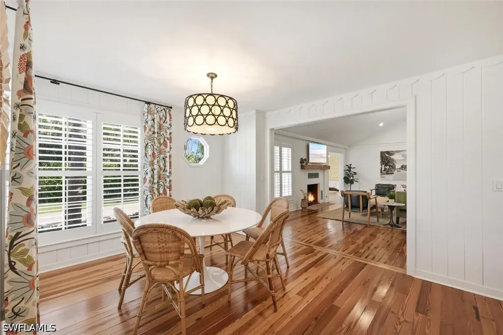 92 10th Avenue S Naples FL 34102