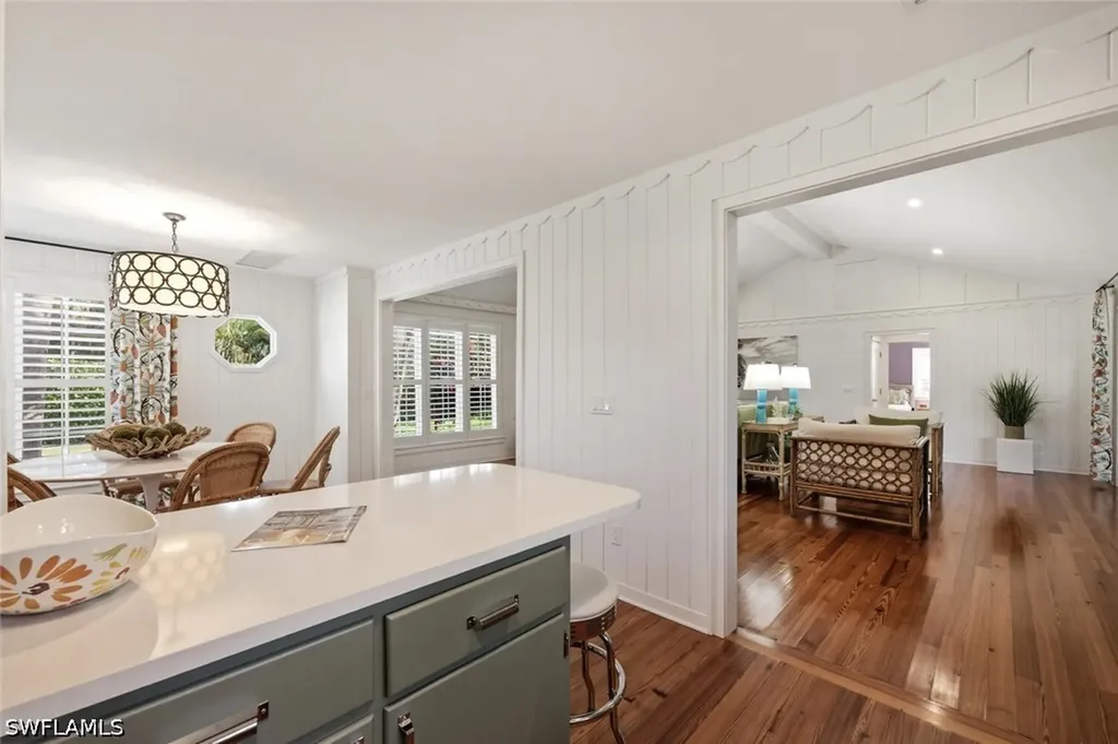 92 10th Avenue S Naples FL 34102