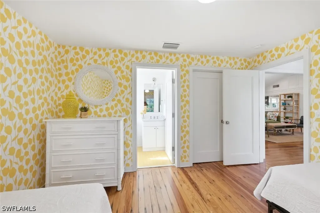 92 10th Avenue S Naples FL 34102