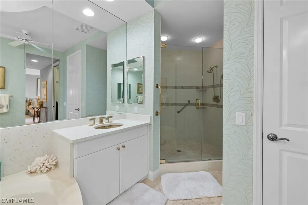 430 Cove Tower Drive Naples FL 34110