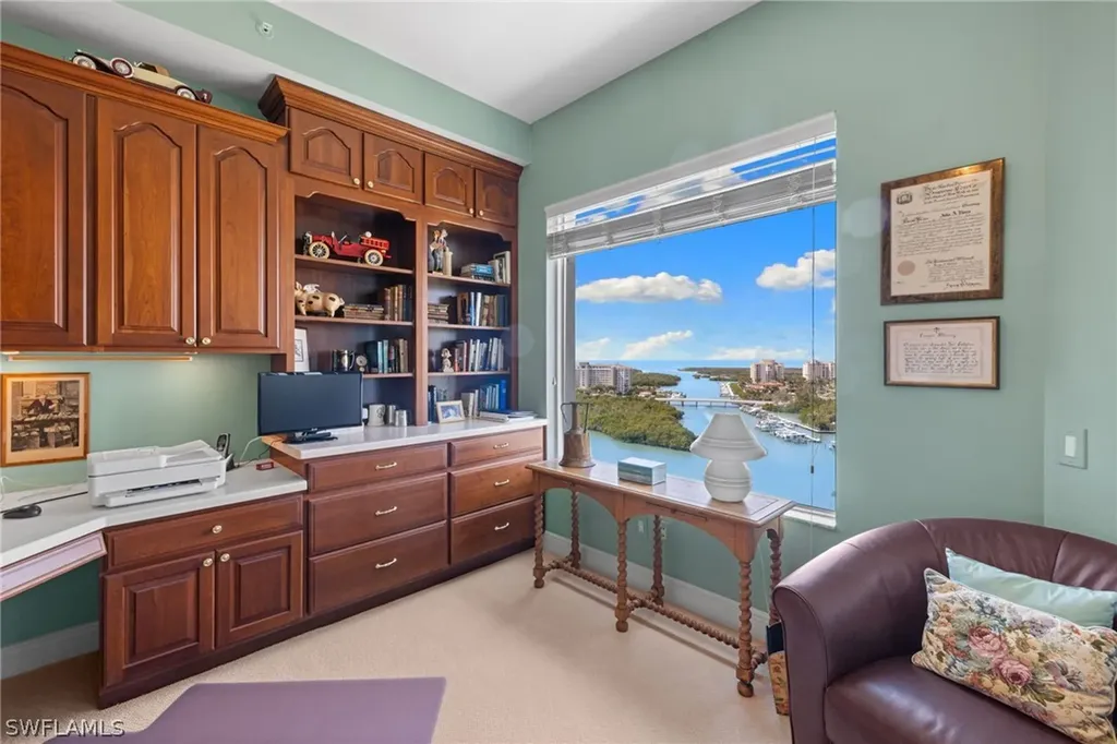 430 Cove Tower Drive Naples FL 34110