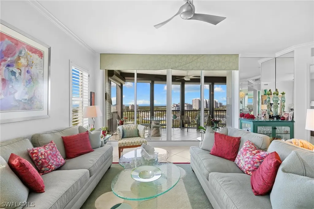 430 Cove Tower Drive Naples FL 34110