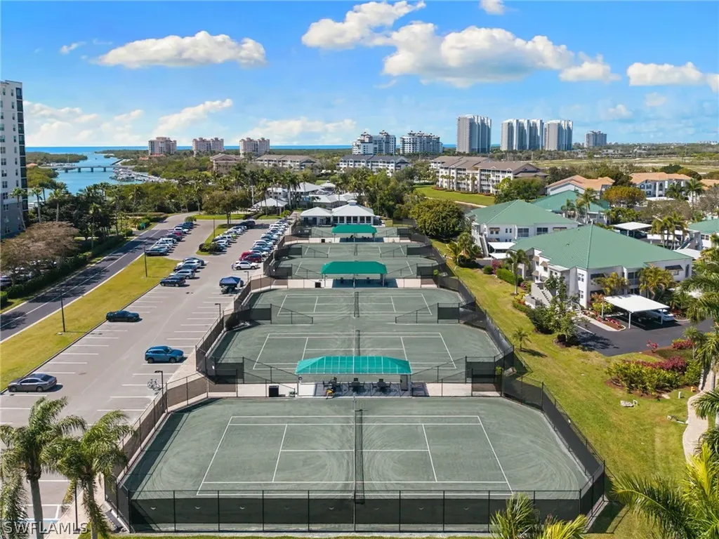 430 Cove Tower Drive Naples FL 34110