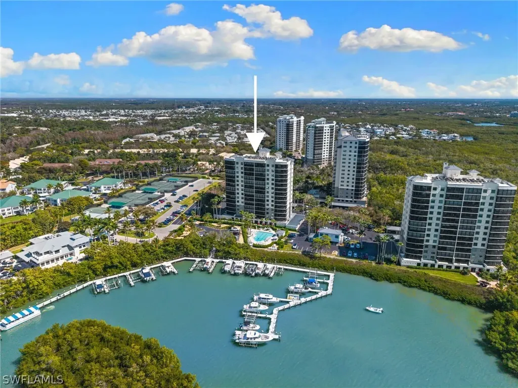 430 Cove Tower Drive Naples FL 34110