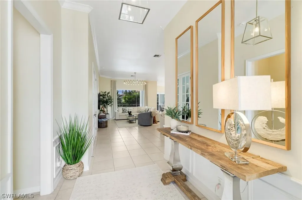 Miromar Lakes FL, 17897 Modena Road