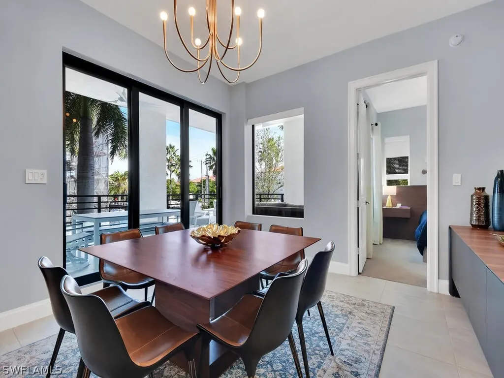 1111 Central Avenue Naples FL 34102