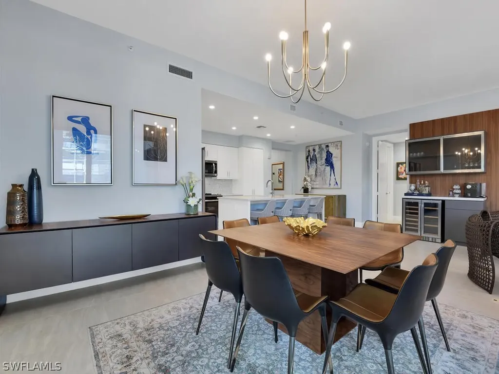 1111 Central Avenue Naples FL 34102