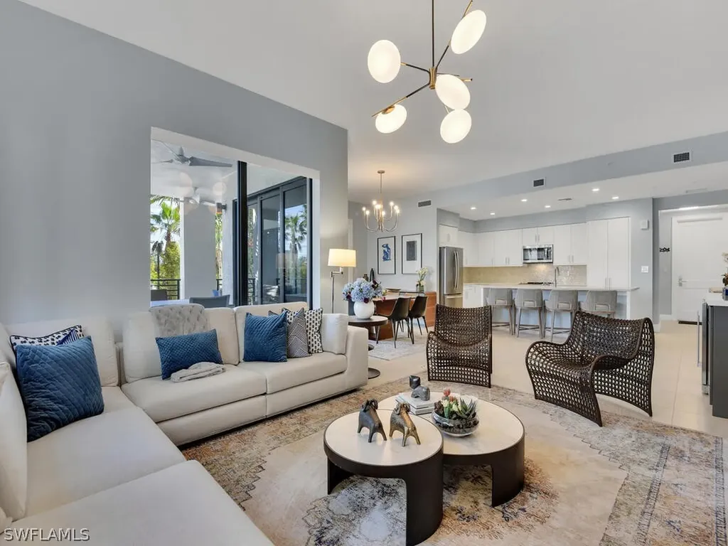 1111 Central Avenue Naples FL 34102