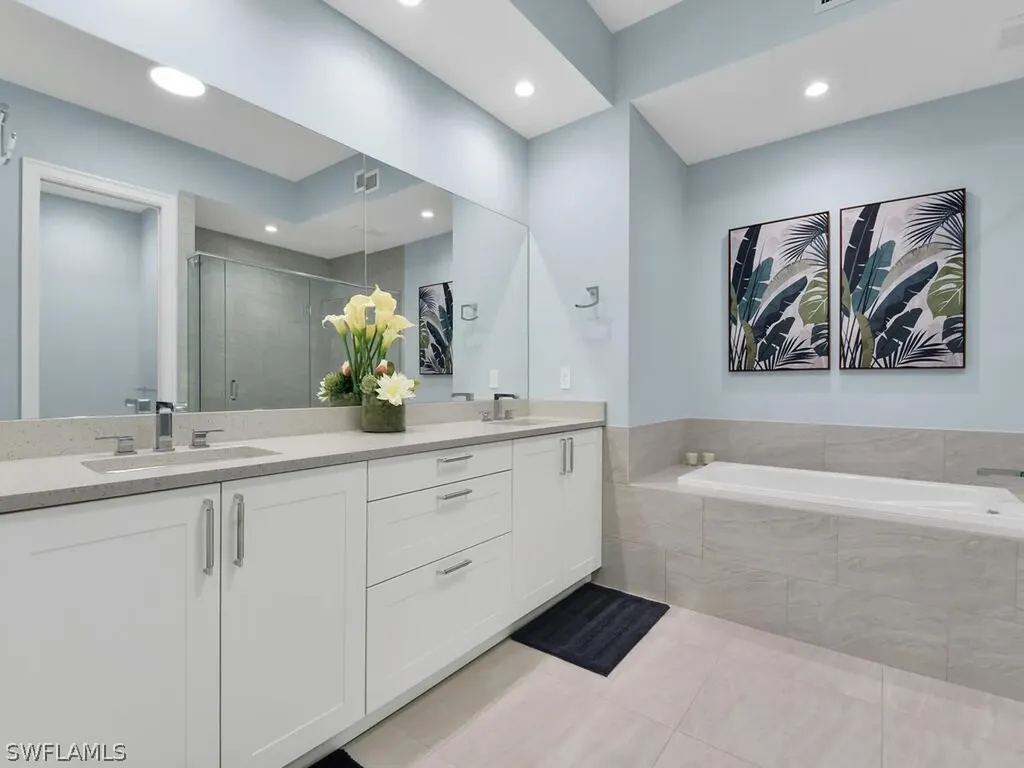 1111 Central Avenue Naples FL 34102