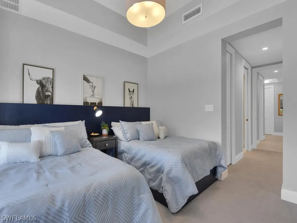 1111 Central Avenue Naples FL 34102