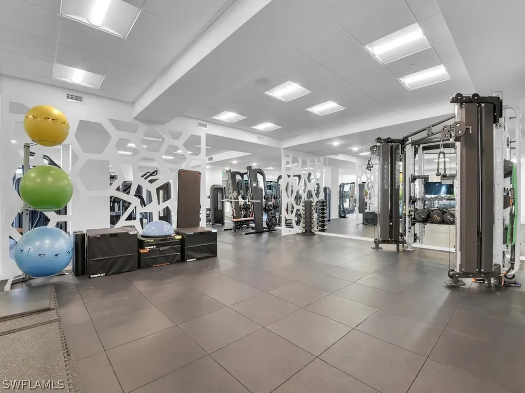 1111 Central Avenue Naples FL 34102