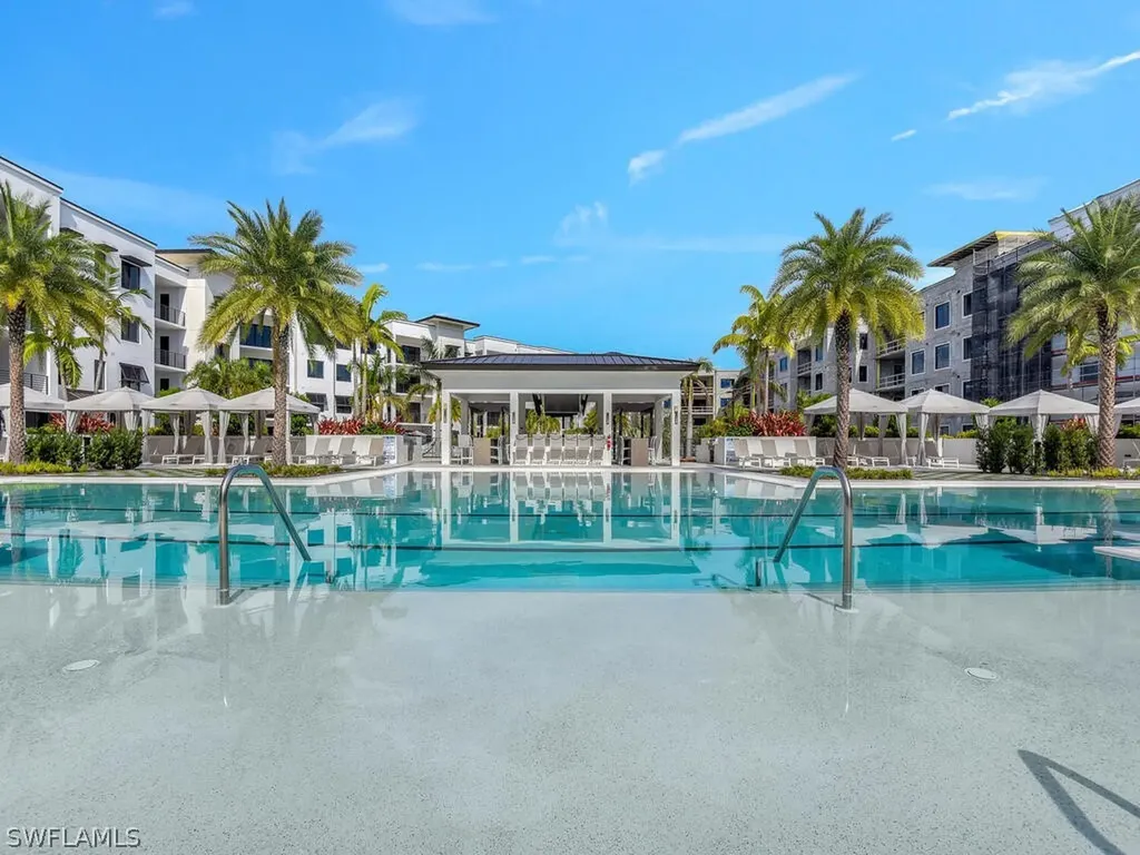 1111 Central Avenue Naples FL 34102