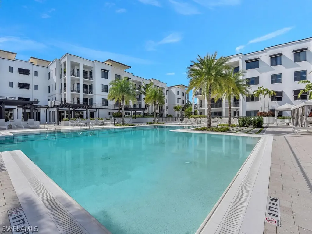 1111 Central Avenue Naples FL 34102