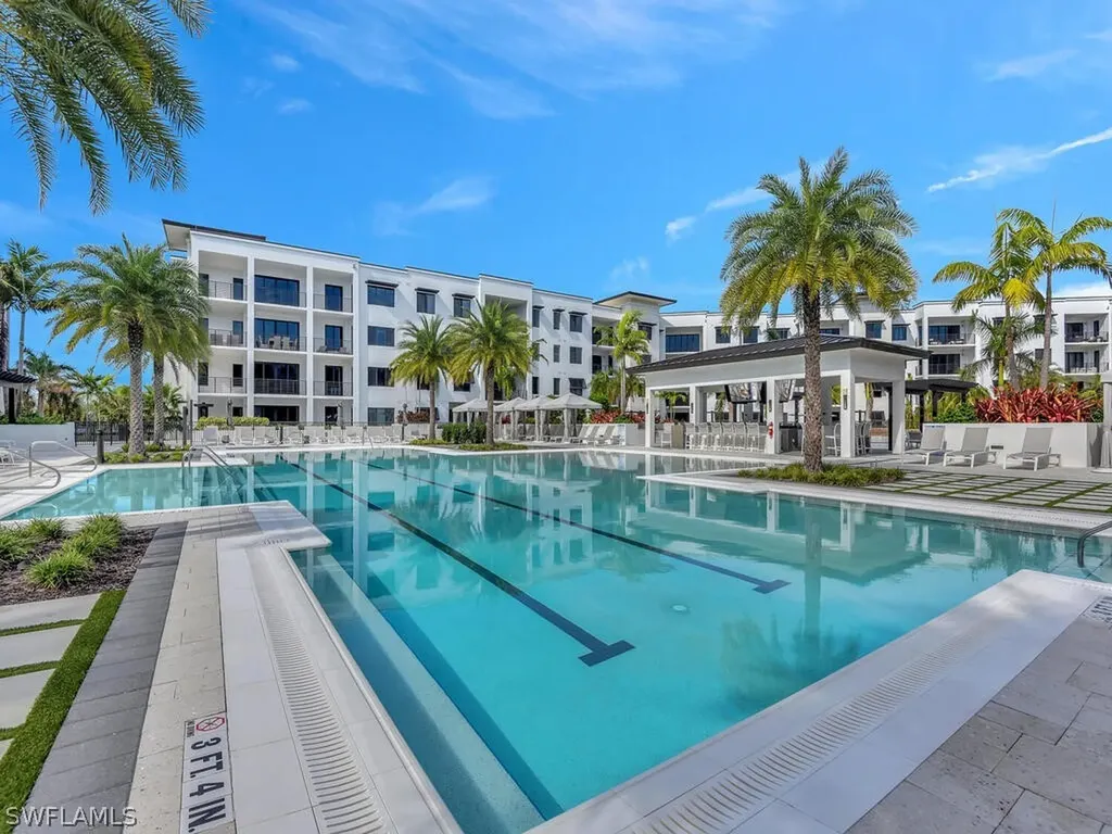 1111 Central Avenue Naples FL 34102