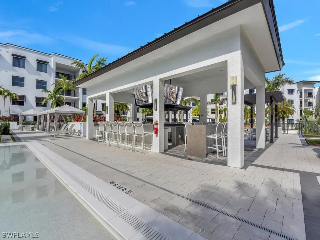 1111 Central Avenue Naples FL 34102