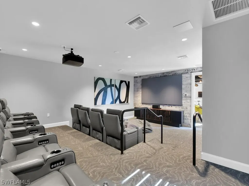 1111 Central Avenue Naples FL 34102