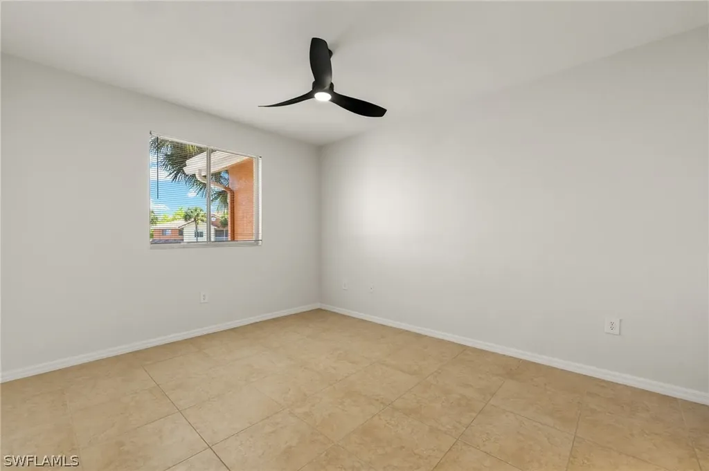 6401 Aragon Way Fort Myers FL 33966