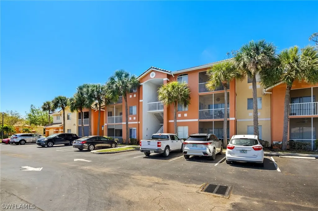 6401 Aragon Way Fort Myers FL 33966