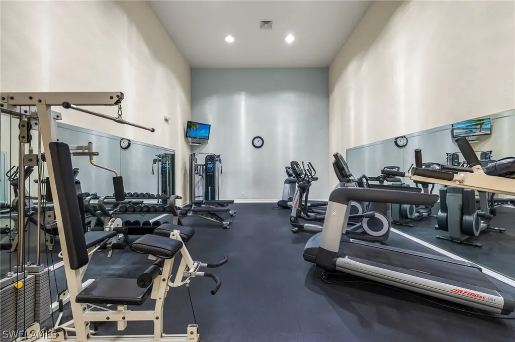6401 Aragon Way Fort Myers FL 33966
