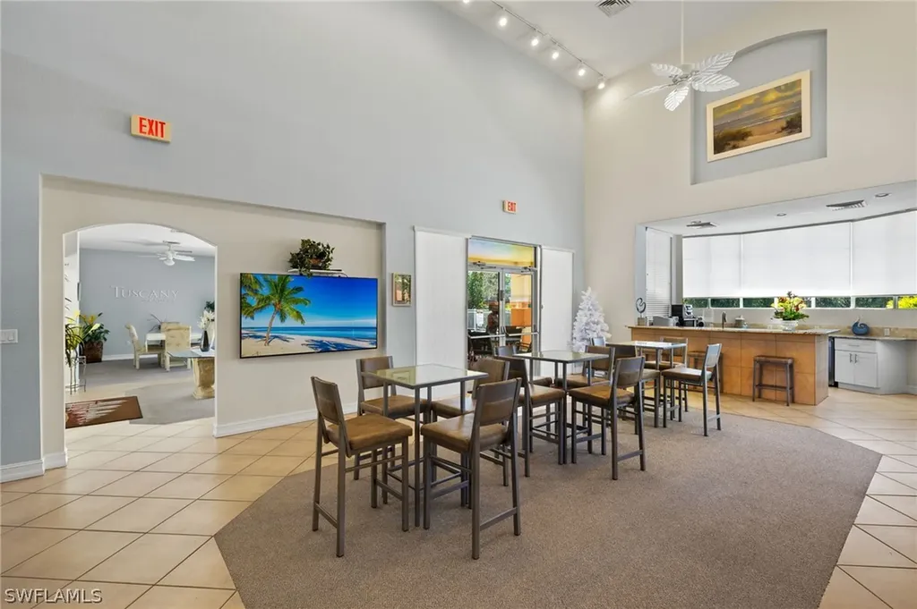 6401 Aragon Way Fort Myers FL 33966