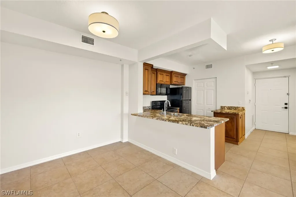 6401 Aragon Way Fort Myers FL 33966