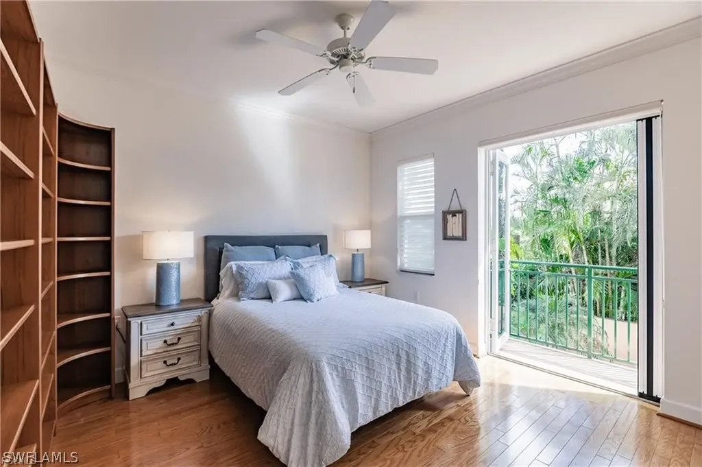 572 11th Avenue S Naples FL 34102