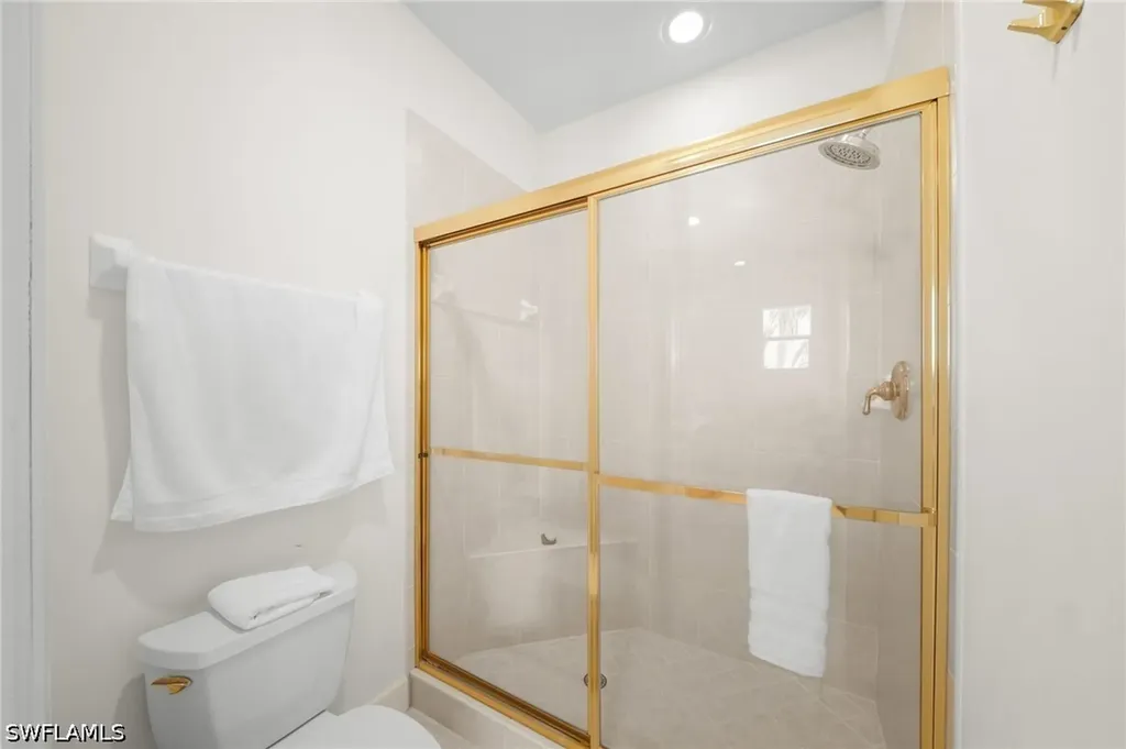 572 11th Avenue S Naples FL 34102