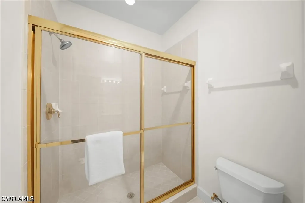 572 11th Avenue S Naples FL 34102