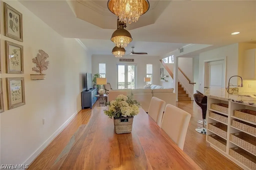 572 11th Avenue S Naples FL 34102