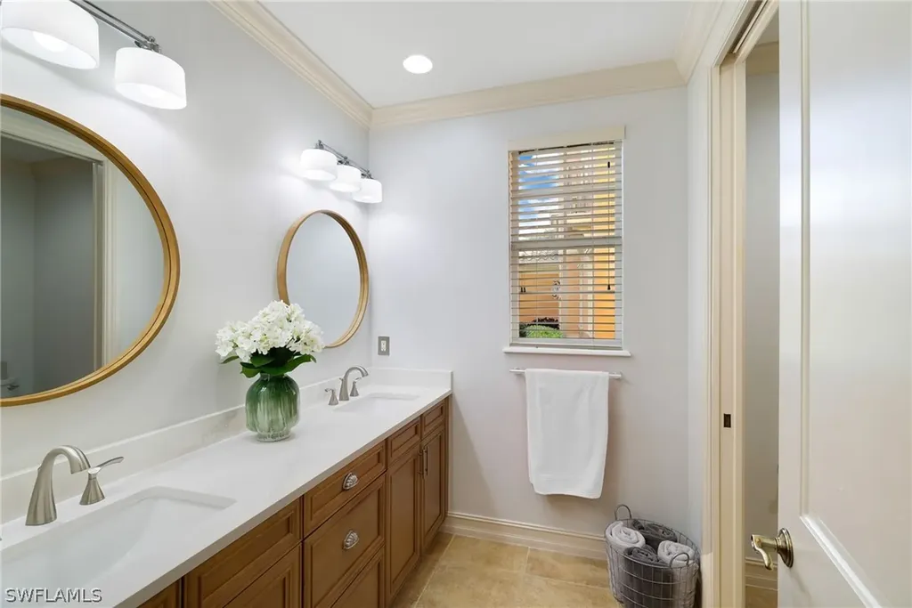 10811 Vivaldi Court Miromar Lakes FL 33913