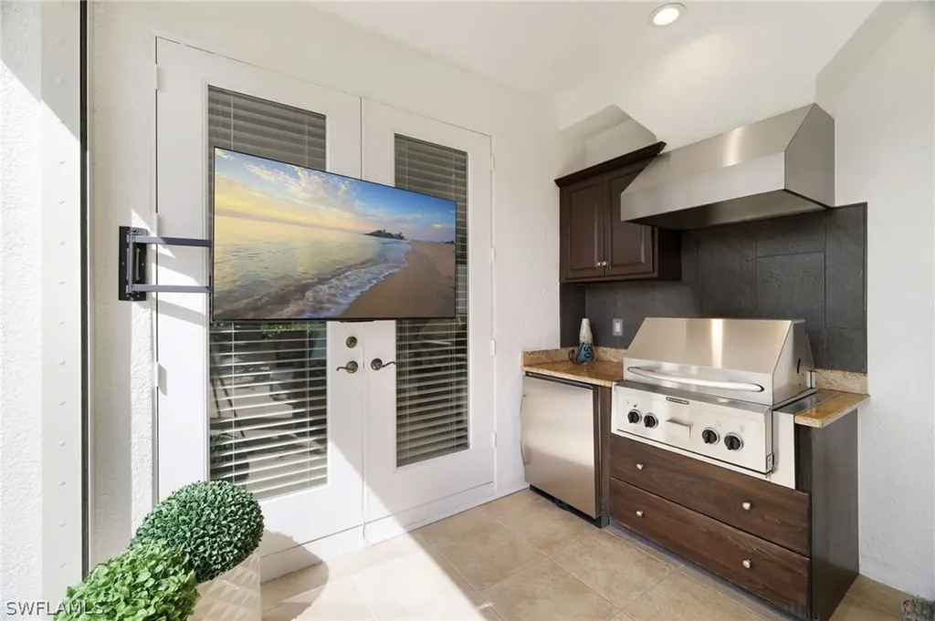 10811 Vivaldi Court Miromar Lakes FL 33913