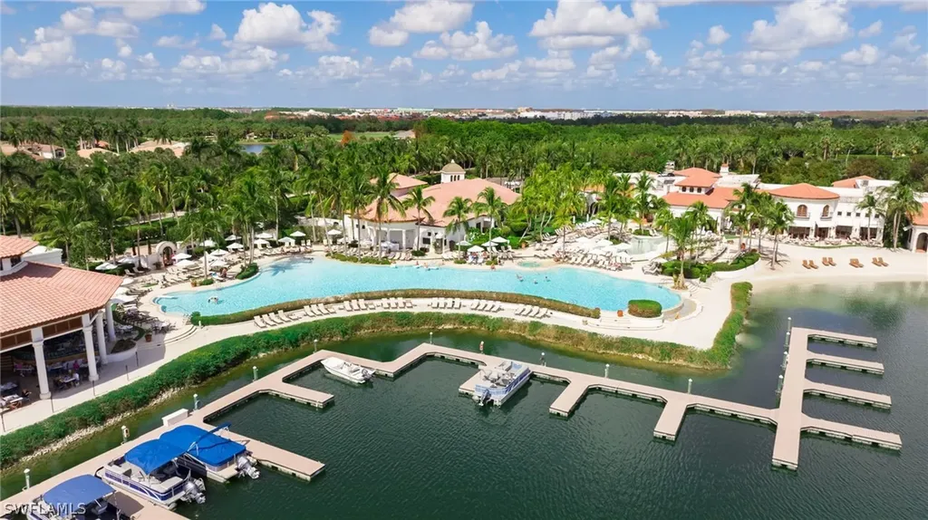 10811 Vivaldi Court Miromar Lakes FL 33913
