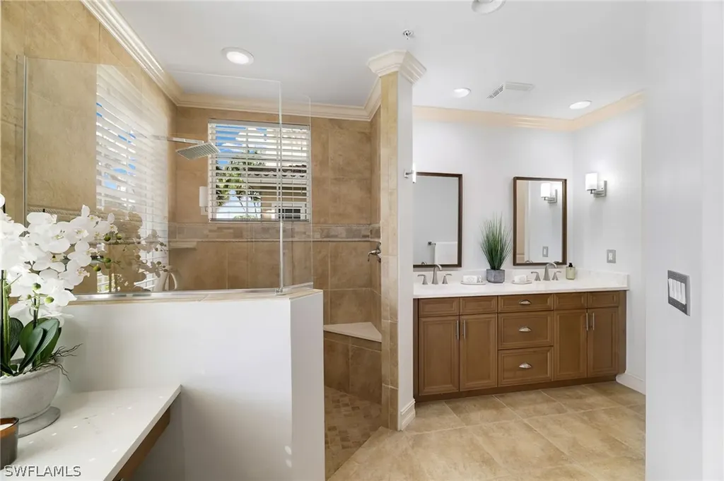 10811 Vivaldi Court Miromar Lakes FL 33913