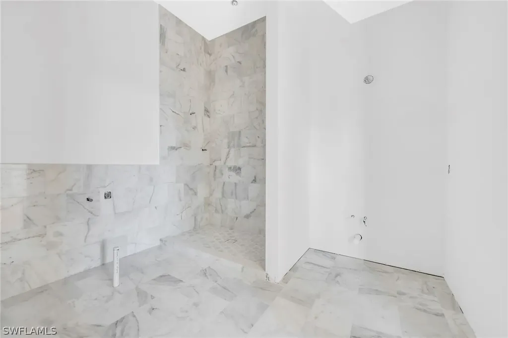 2778 Shoreview Drive Naples FL 34112