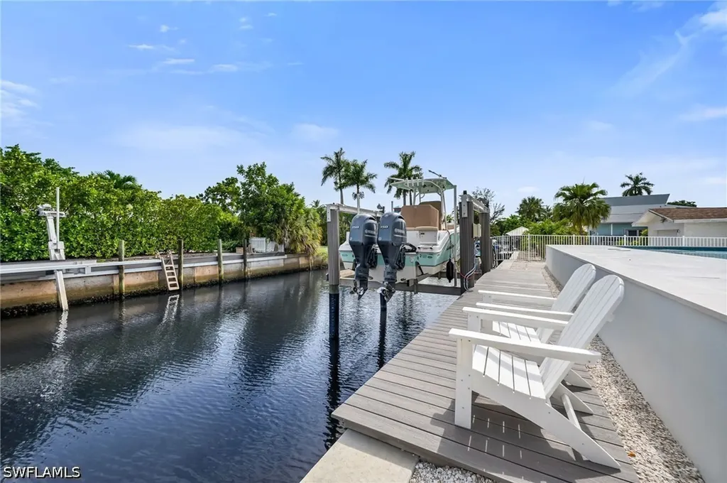 2778 Shoreview Drive Naples FL 34112