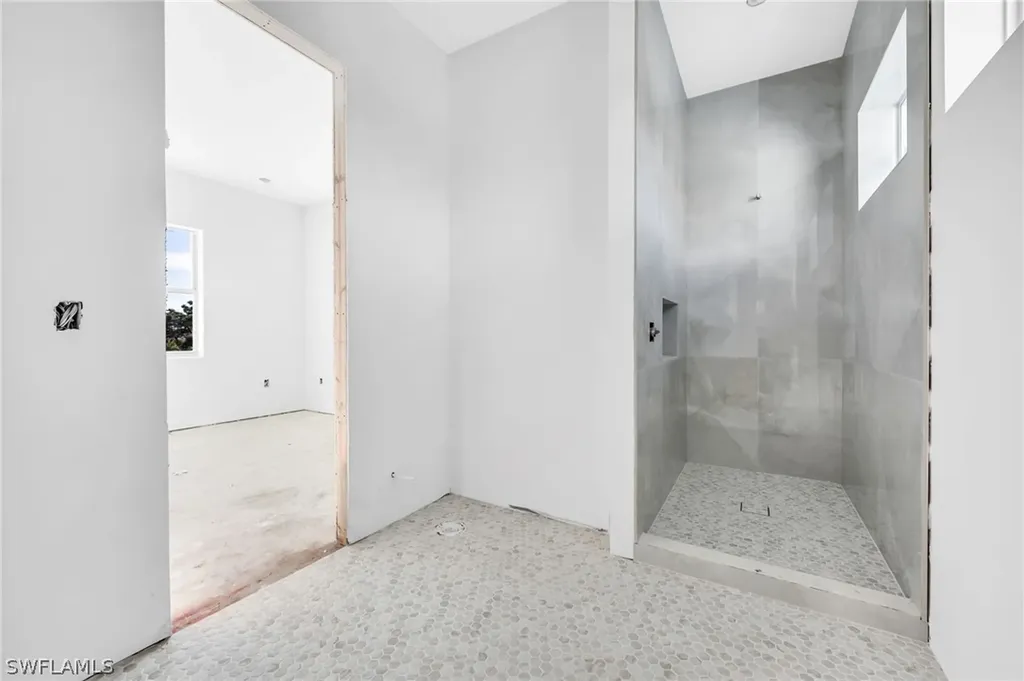 2778 Shoreview Drive Naples FL 34112