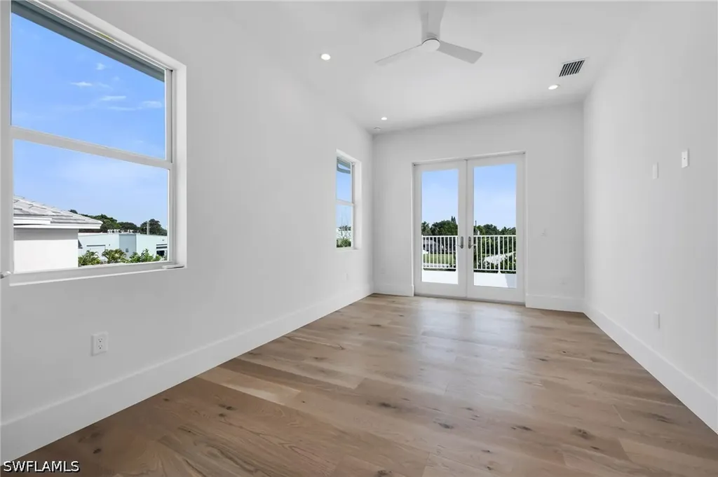 2778 Shoreview Drive Naples FL 34112