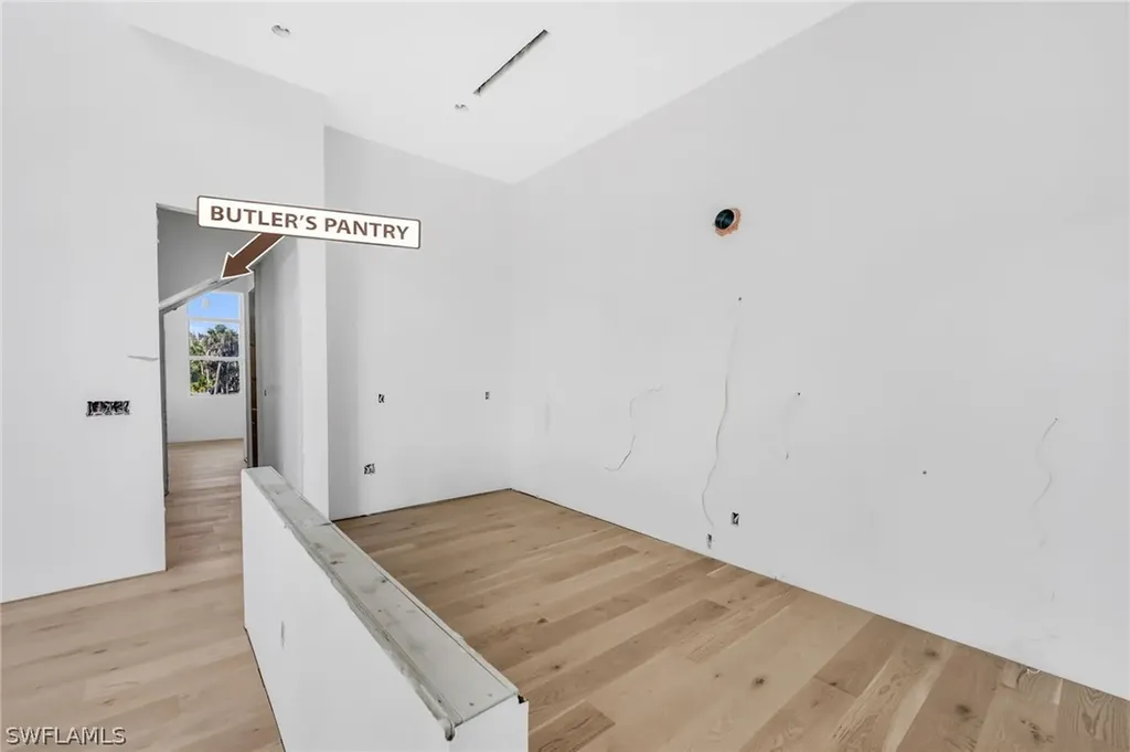 2778 Shoreview Drive Naples FL 34112