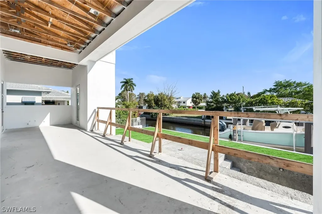 2778 Shoreview Drive Naples FL 34112